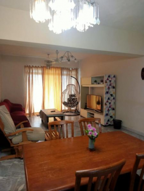 D'Mentari - Cozy 3 Rooms Apartment